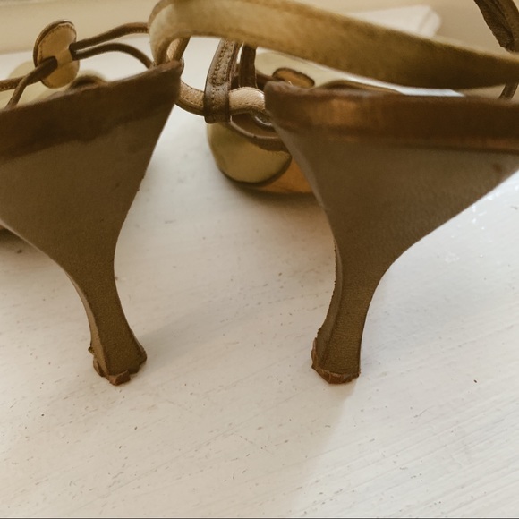 Manolo Blahnik Vintage gold heels EU37.5 - Picture 6 of 8